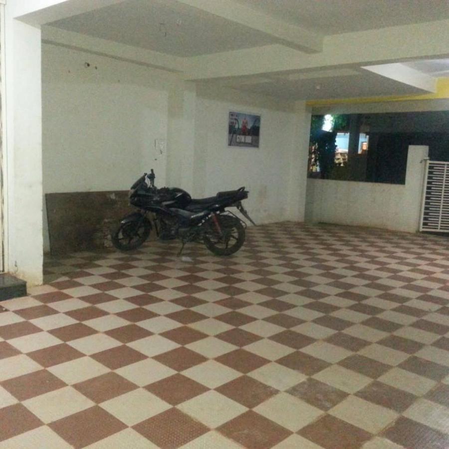 Nisarga Men'S Pg Hostel ดาร์วาด ภายนอก รูปภาพ